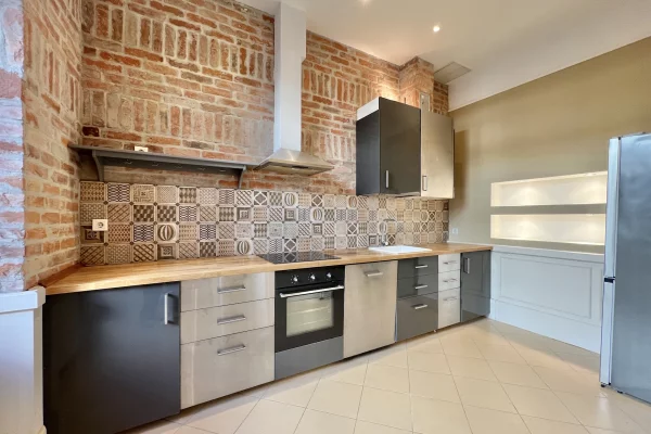 Andrássy Út Apartment For Rent