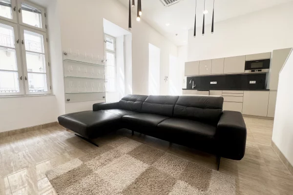 Vigyazo Ferenc street